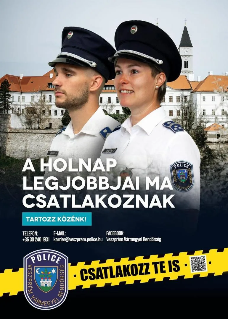 További plakátok
